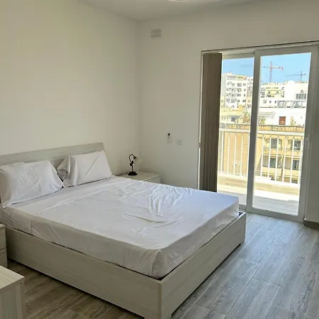 Your Your Way Lejlighed Gzira